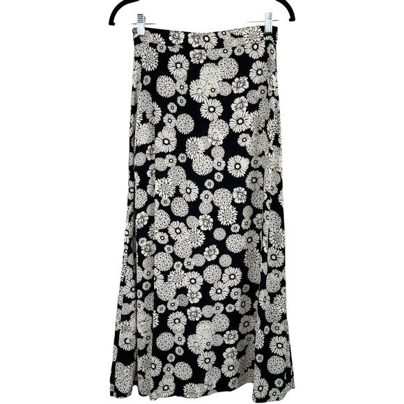 Flynn Skye Black White Floral Print Button Front Lightweight Midi Skirt SM/Med - Picture 2 of 14